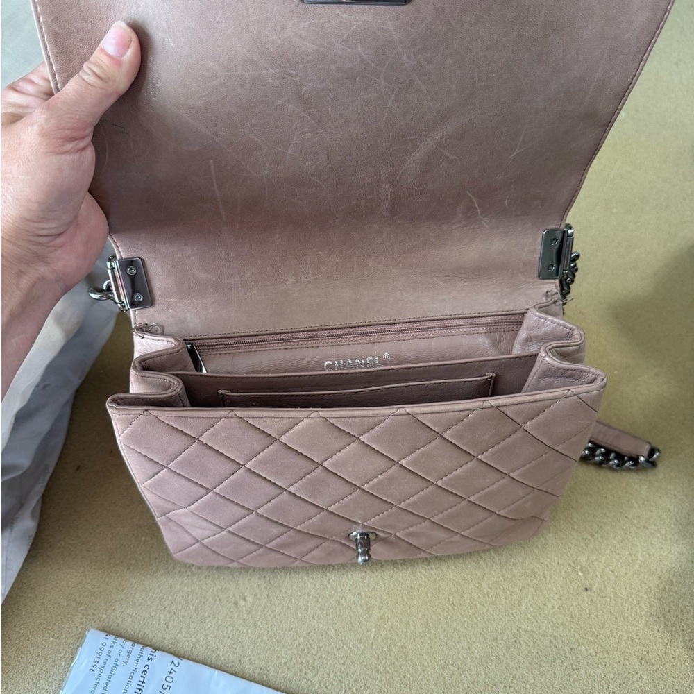 Chanel Quilted Beige Boy Bag - Picture 8 of 9